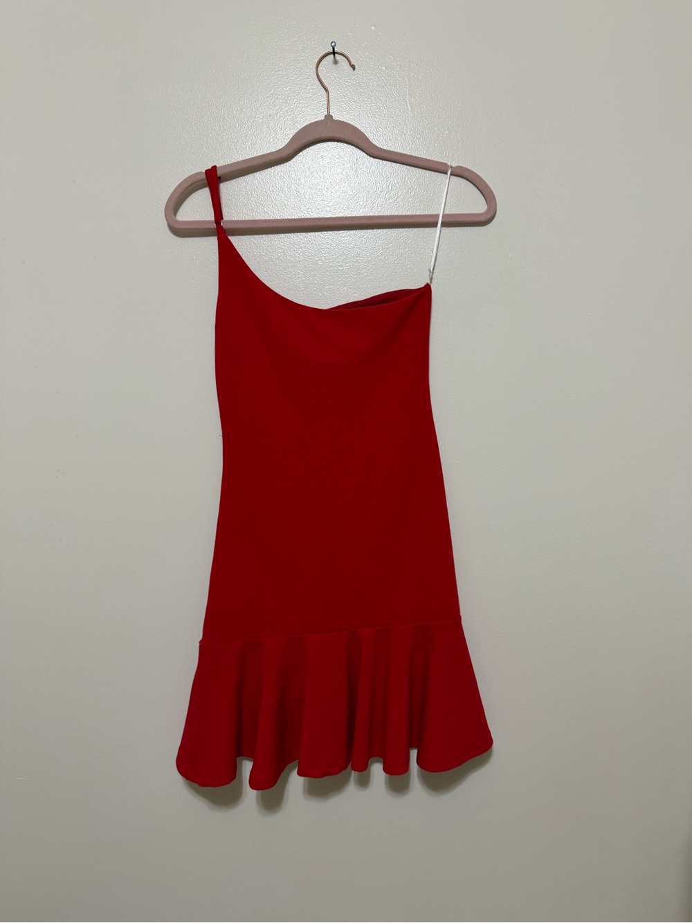 Hello Molly One-Shoulder Red Ruffle Hem Mini Dress - Picture 2 of 3